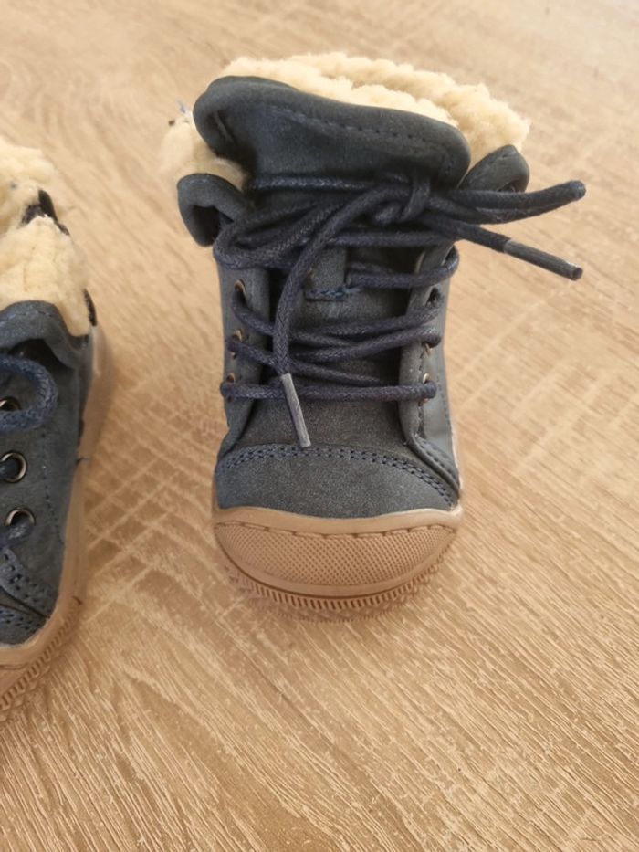 Chaussure bébé - photo numéro 4