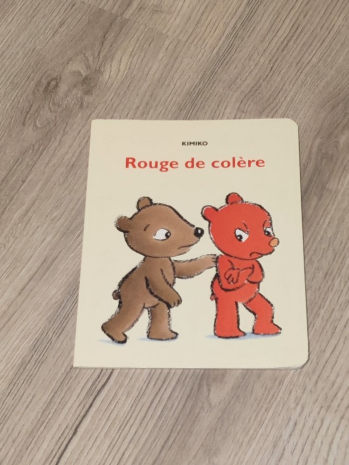 Livre "rouge de colère"
