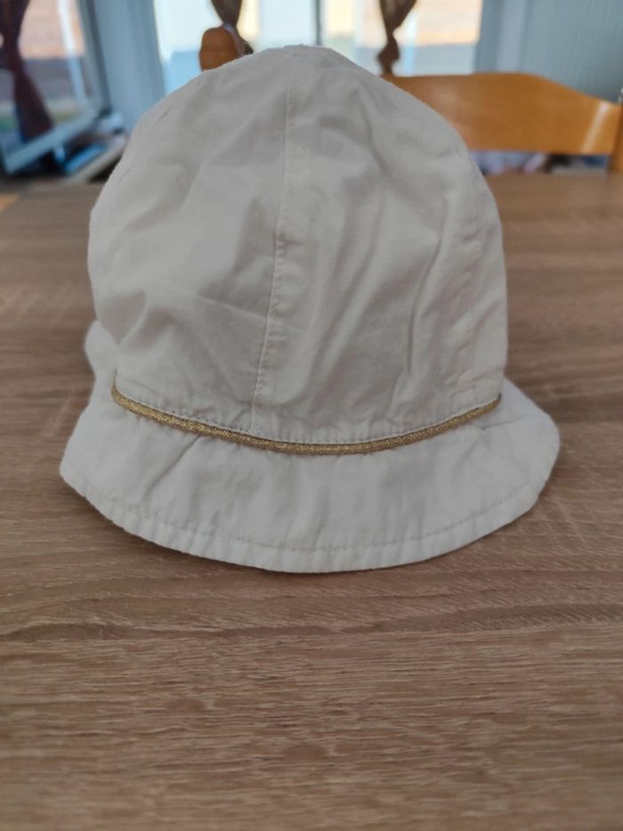 Chapeau blanc - photo numéro 3