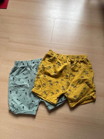 Lot de 2 shorts Kiabi 36m