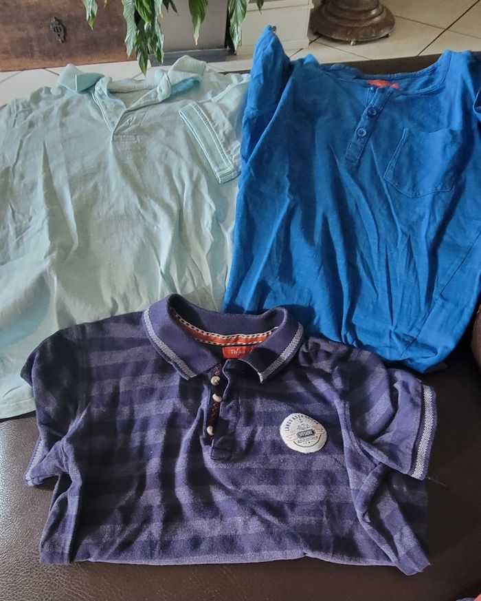 3 Tee-shirts 8 ans