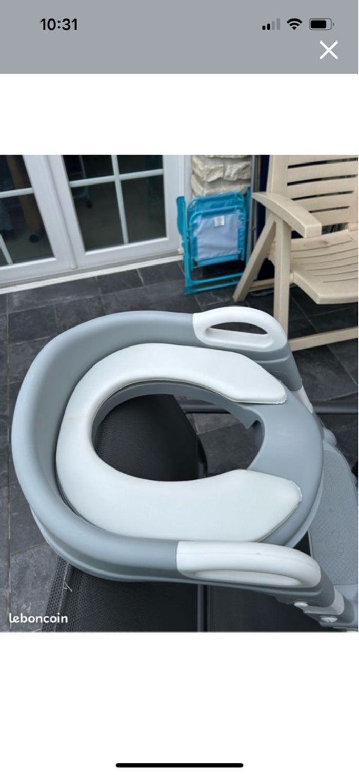 Réhausseur toilette