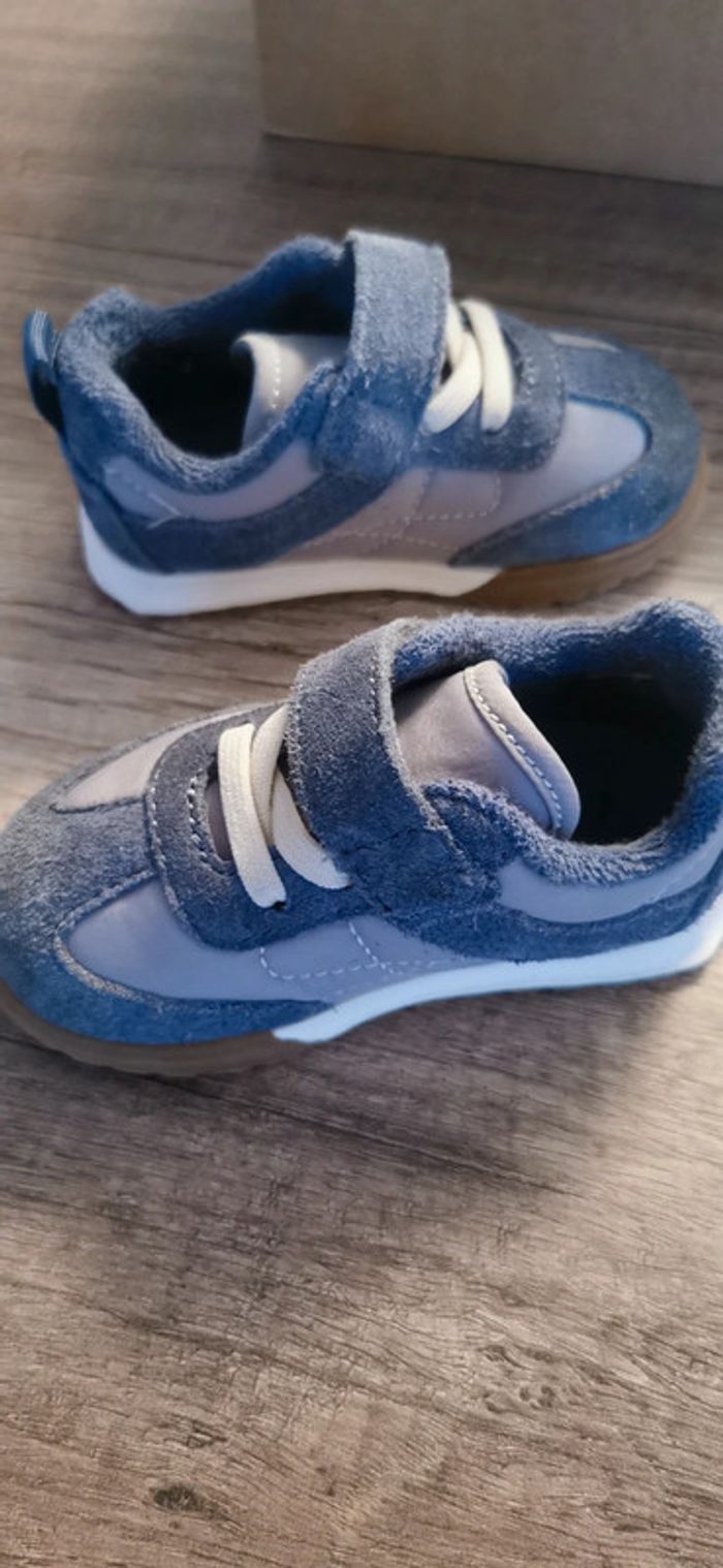 Chaussure bébé - photo numéro 3