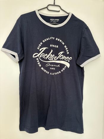 Tee-shirt