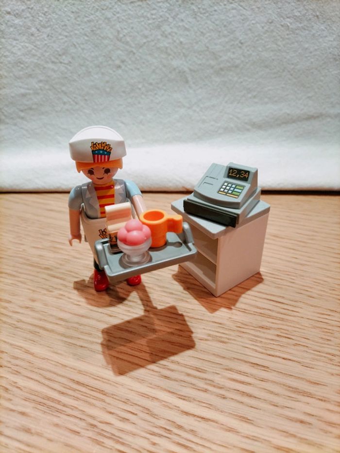 Playmobil spécial 5292 - serveuse de fast food