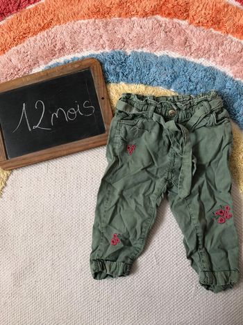 Pantalon kaki fleurs tao