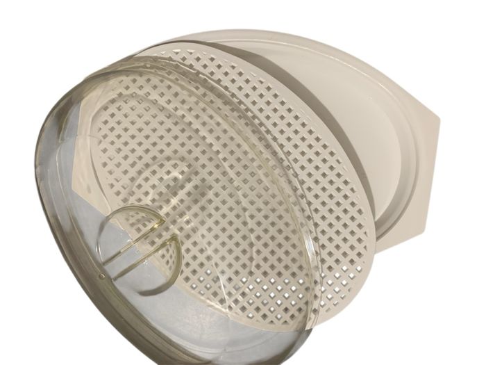 Plat à fromage avec grille et couvercle - photo numéro 2