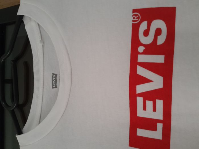 T -Shirt  Levi's - photo numéro 4