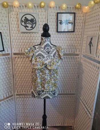 🌸 Top fleuri à volants BZB  TL / 40 femme 