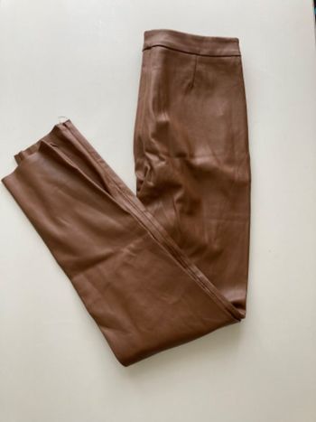 Pantalon en simili cuir Zara taille 38/M