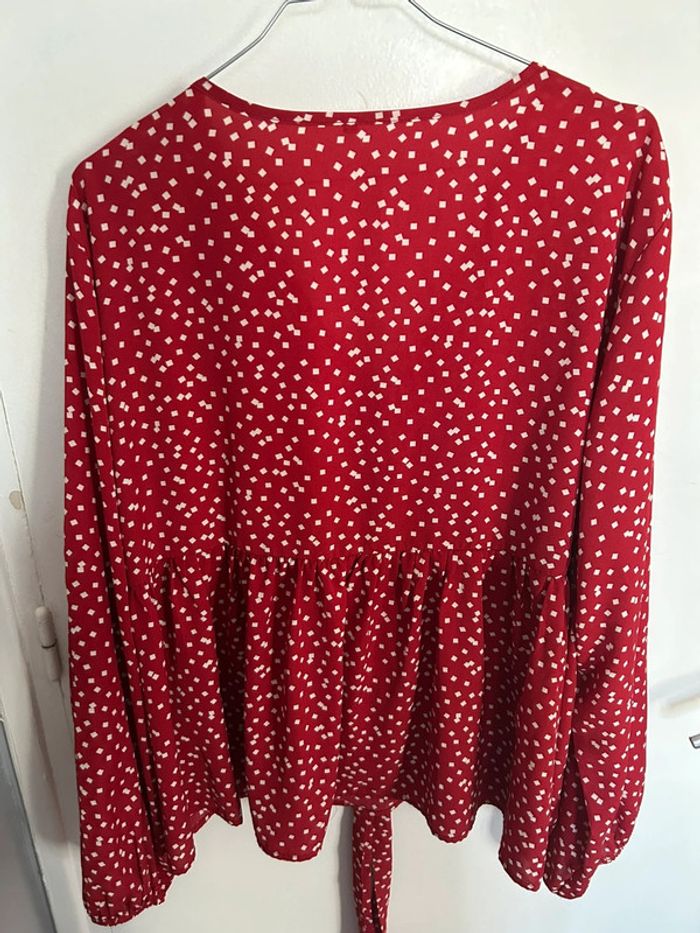 Blouse rouge à pois • taille 2XL - photo numéro 3