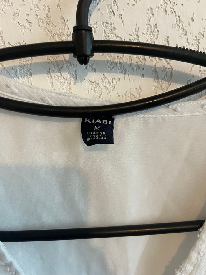 Blouse blanche - photo numéro 3