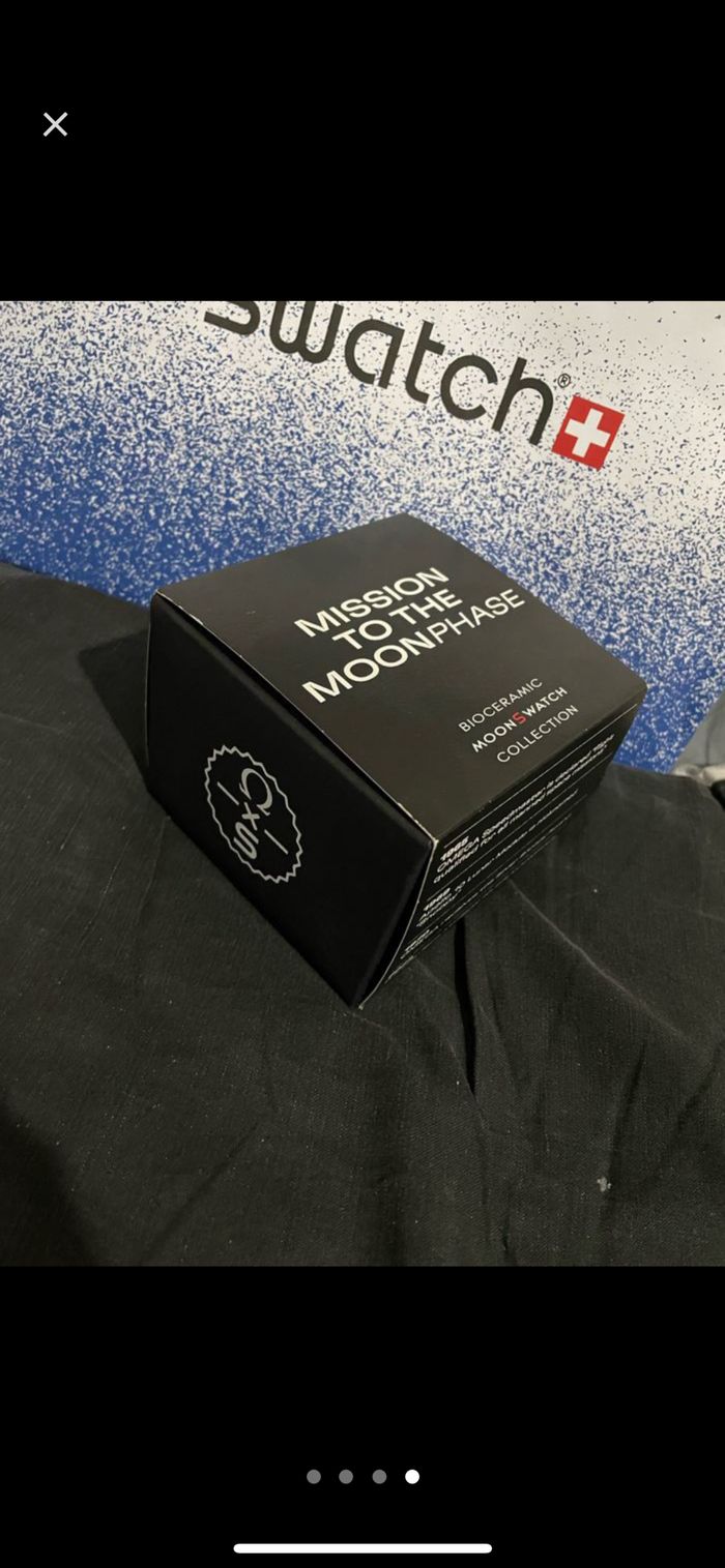 Montre Omega X swatch moonswatch mission to the moonphase snoopy black - photo numéro 4