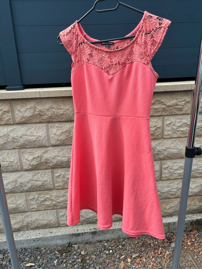 Robe corail La Redoute taille 36 – dentelle élégante, parfaite été/soirée - photo numéro 2