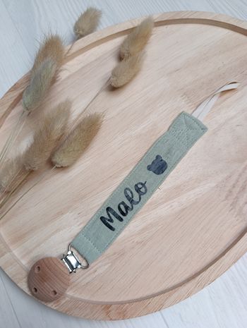 Attache tétine personnalisée