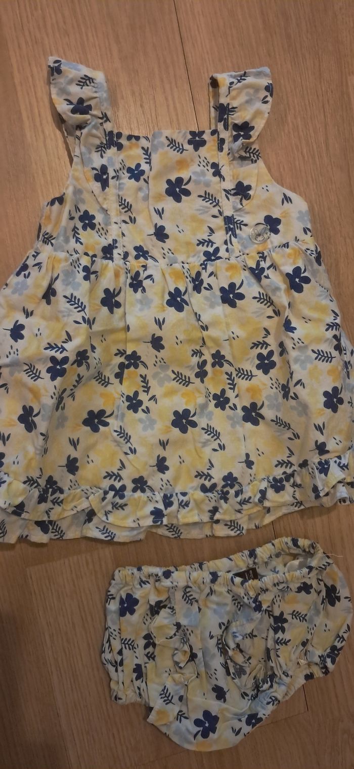 Robe+culotte serais major 3 mois - photo numéro 2