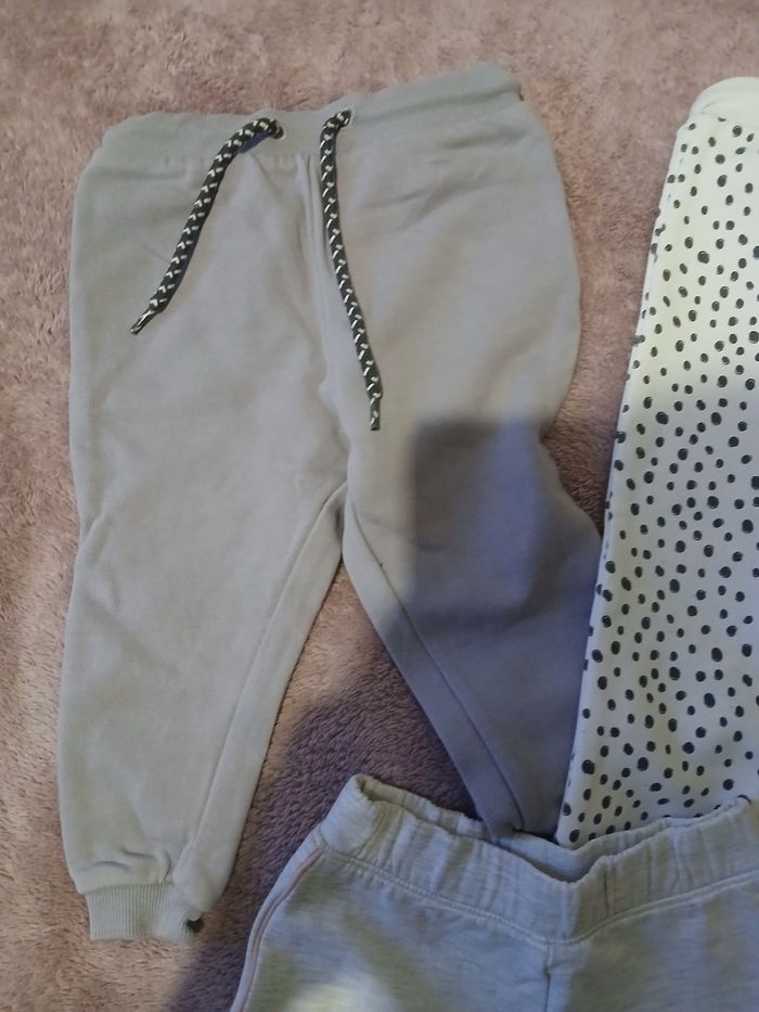 3 jogging 18 mois - photo numéro 2