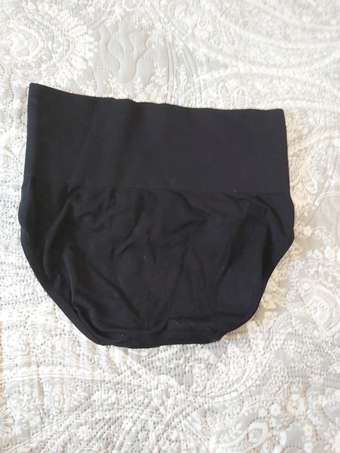 Culotte gainante. - photo numéro 3