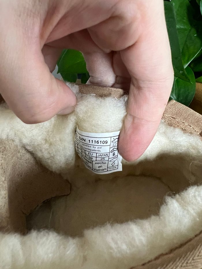 Bottes de neige UGG Mini, pointure 40 - photo numéro 6