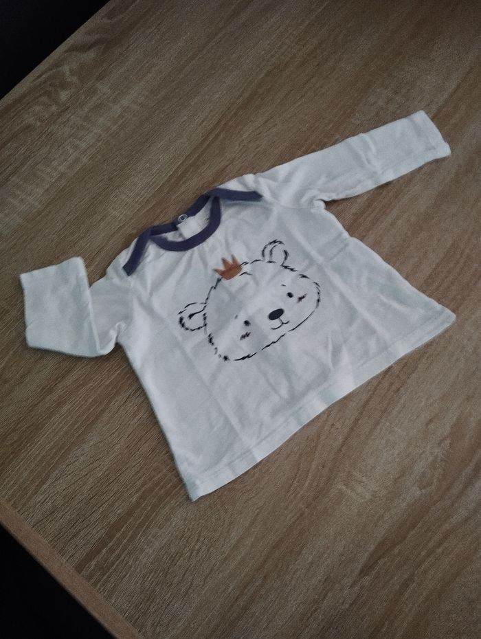 T-shirt taille 6 mois
