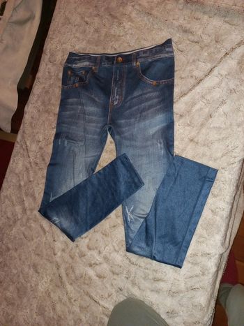 Leggins doublé doux et assez chaud imitation jean 40-42