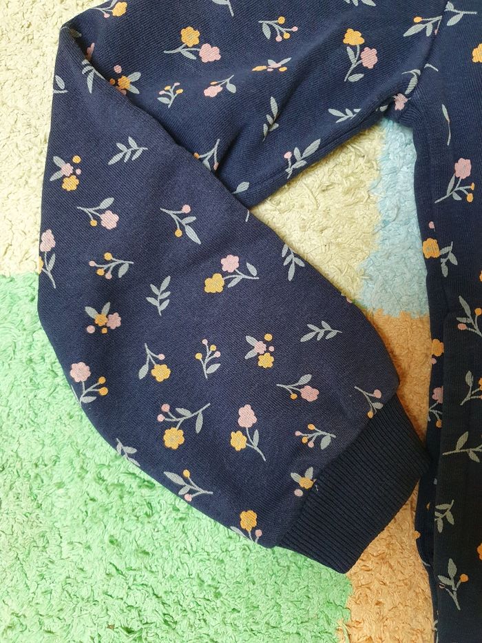 Veste zip a capuche mi-saison fille - 8 ans - kiabi - TBE - photo numéro 2