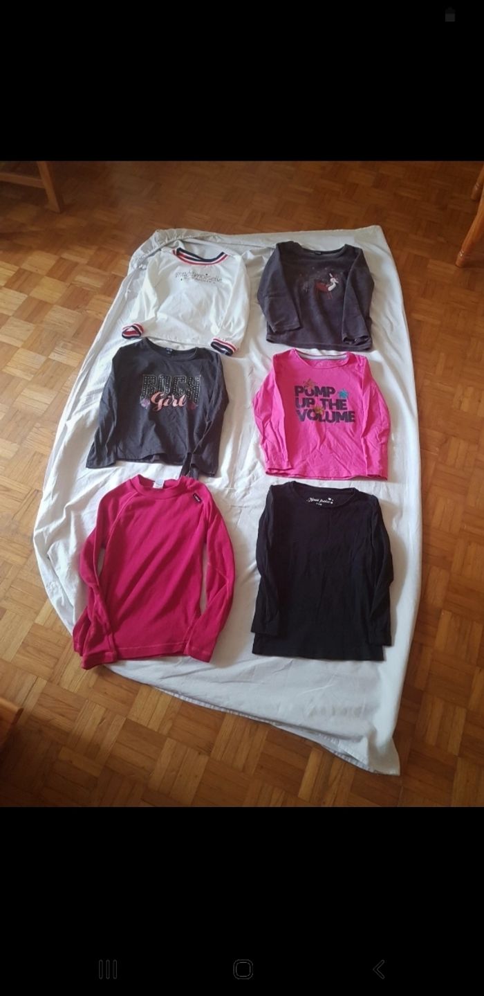 Lot hauts fille 6 ans