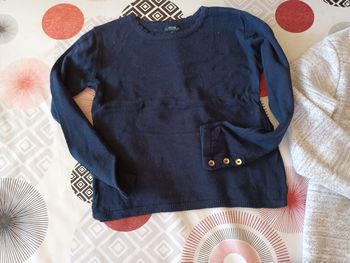 Lot 4 pulls 👧 taille 4 ans