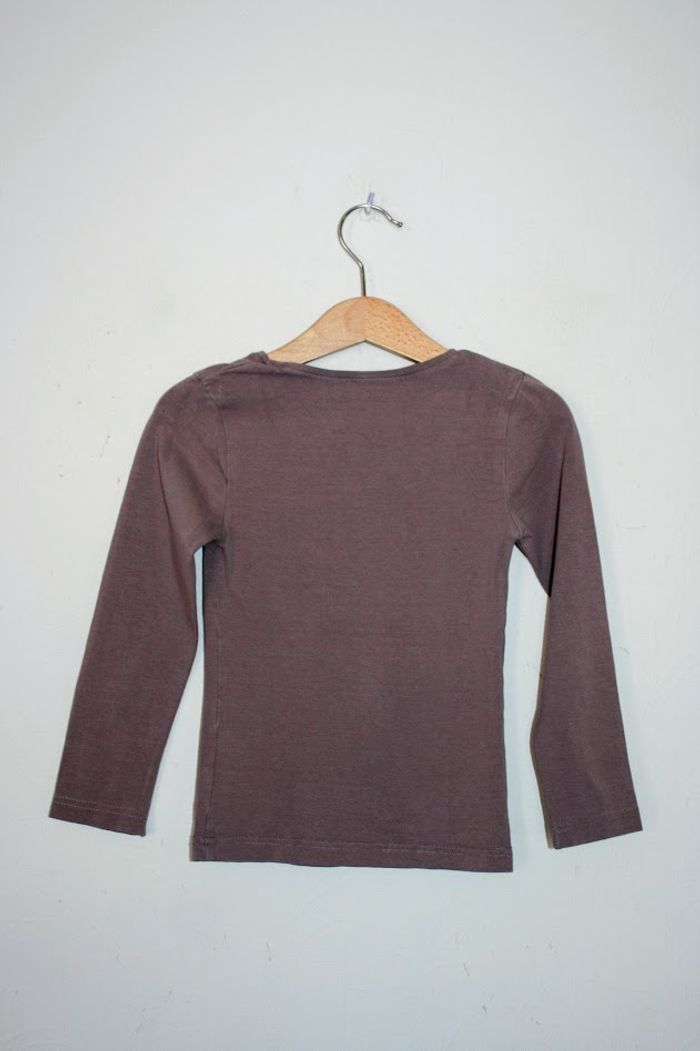 Tee shirt longues manches taupe clair Vinyl Fraise - photo numéro 2