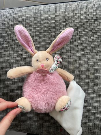 Doudou lapin rose