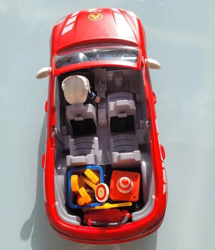 Superbe Porsche Mancan S Playmobil Pompiers 70277 complète, avec sirène, gyrophare et eclairages - photo numéro 7