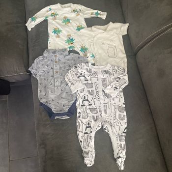 Lot de deux body et deux pyjama été 0-3 mois