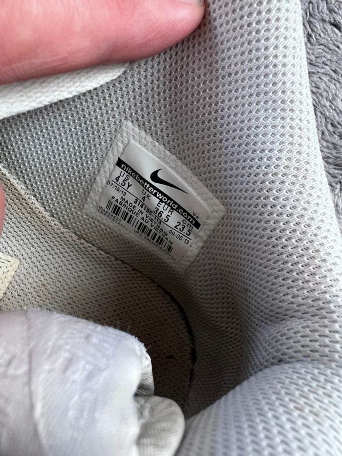 Nike Air Force 1 Mid ’82 Blanche – Pointure 36.5 - photo numéro 15