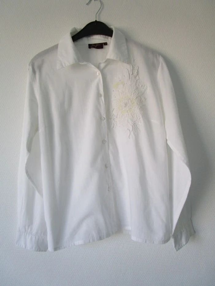 Chemise blanche vintage fleur 40/42 TBE - photo numéro 7