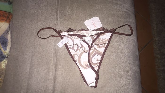 String neuf Charlott T2 (36-38) - photo numéro 2
