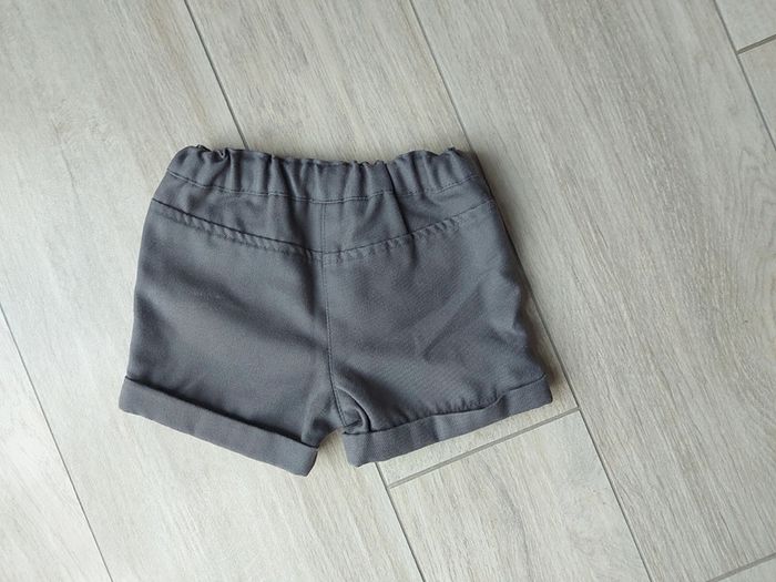 Short obaibi 6 mois - photo numéro 3
