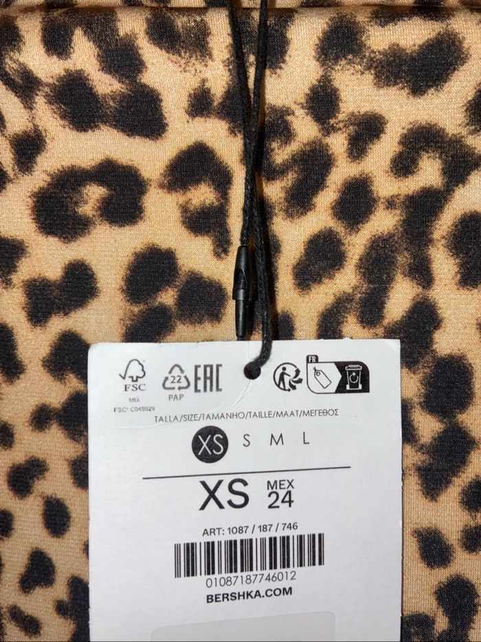 Jupe longue à fente léopard Bershka XS - photo numéro 5