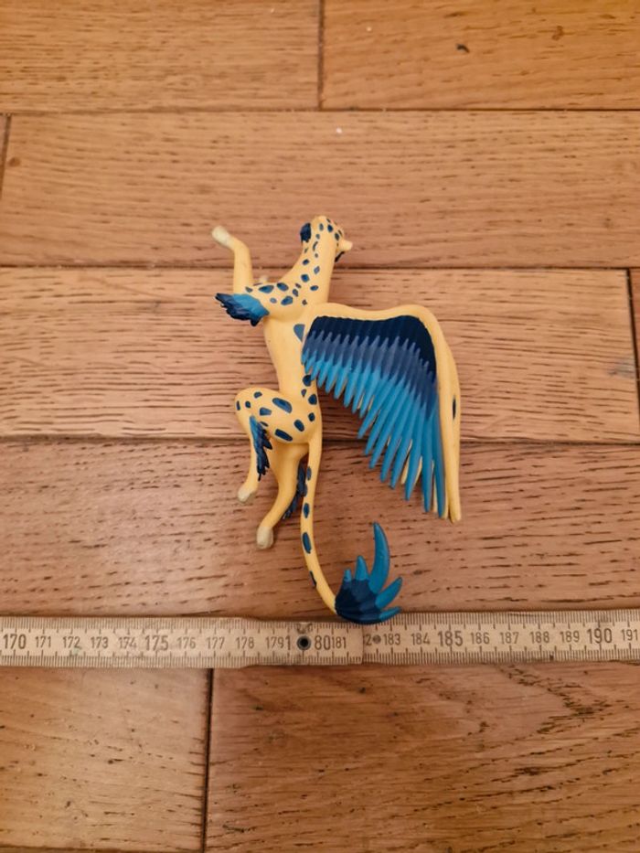 Figurine Elena d'Avalor - photo numéro 9