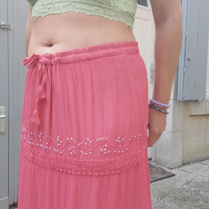 Jolie jupe longue pour taille L/XL - photo numéro 2