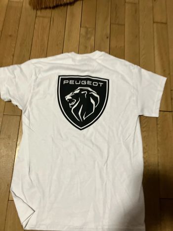 T shirt Peugeot taille M blanc