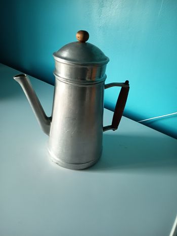Cafetière ancienne