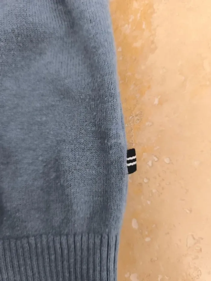 Pull col V homme Nautica bleu clair M excellent état - photo numéro 8
