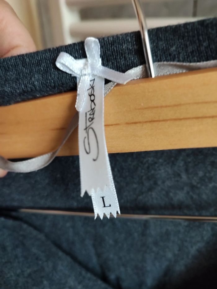 Pull léger gris taille L - photo numéro 3