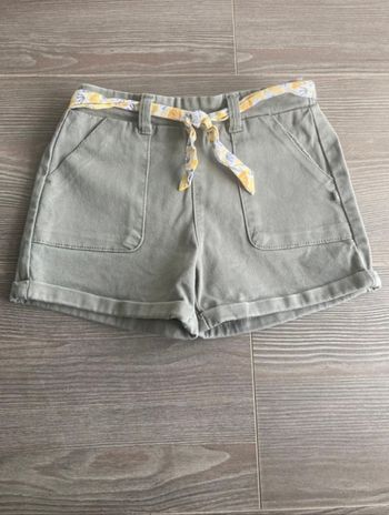Short 3 ans
