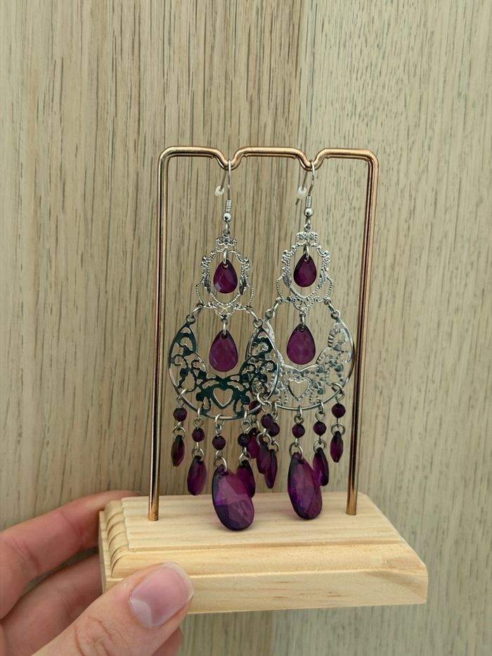 Boucles d'oreilles violettes