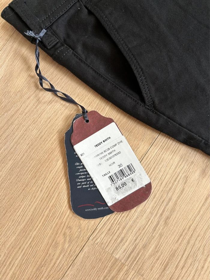 Jean femme Teddy Smith neuf – Narrow B2R8 – Taille 30 US / Noir - photo numéro 4