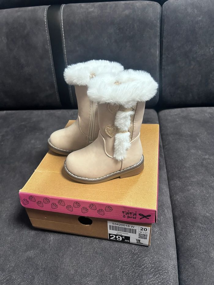 Bottes neuves