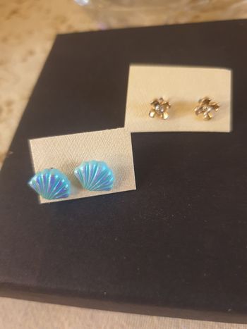 Lot 2 paires de boucles d'oreilles fille