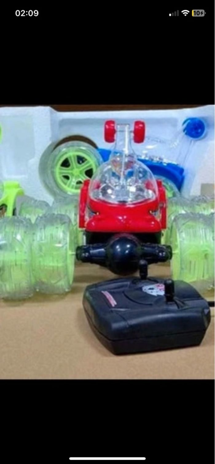 Voiture télécommandée 3 ans + neuve