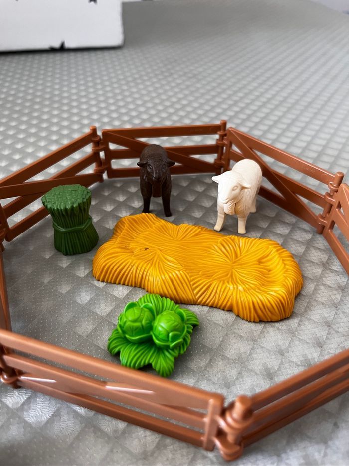 Lot Playmobil - photo numéro 2